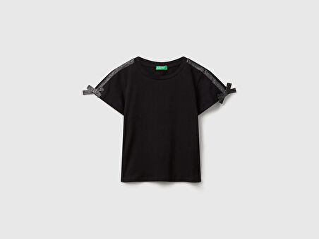 Benetton Kız Çocuk Logo İşlemeli Omuzları Simli Kurdeleli T-shirt