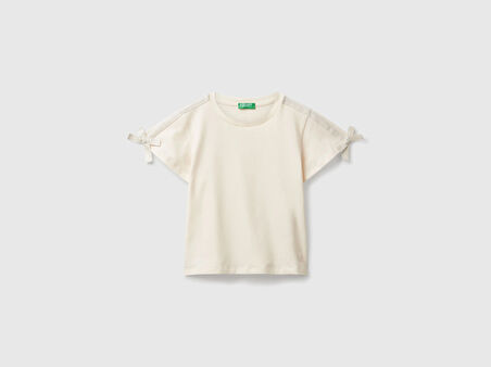 Benetton Kız Çocuk Logo İşlemeli Omuzları Simli Kurdeleli T-shirt
