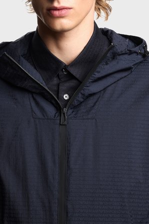 Emporio Armani Mont Erkek MONT EM004952 AF15384 UB118 LACİVERT