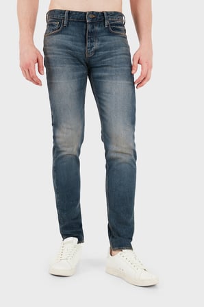 Emporio Armani Pamuklu Slim Fit Dar Paça Jeans Erkek KOT PANTOLON EM000668 AF20752 MB001 LACİVERT
