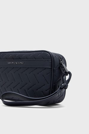 Armani Exchange Logolu Çıkarılabilir Bilek Askılı Çanta Erkek ÇANTA XM002600 AF22652 UB100 LACİVERT