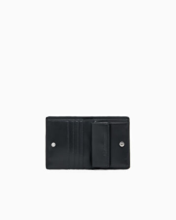 Armani Exchange Bayan Cüzdan XW000360 AF12039 UC001