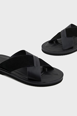 Emporio Armani Erkek Terlik X4P124 XR340 K001