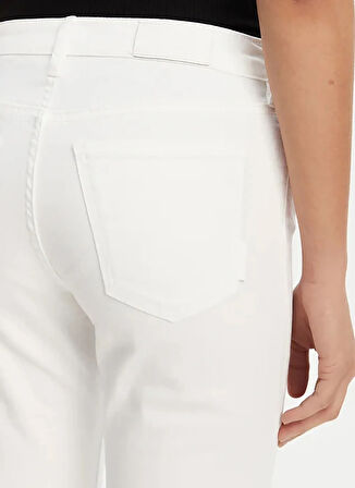 Armani Exchange Yüksek Bel Dar Paça Dar Beyaz Kadın Denim Pantolon XW000123