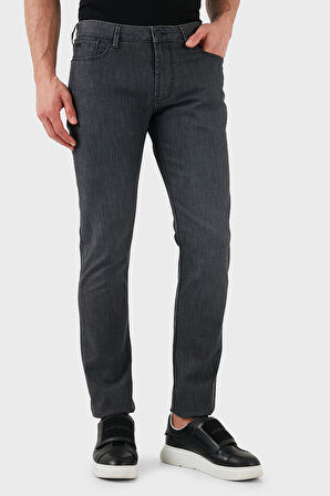 Emporio Armani Erkek Kot Pantolon EM000121 AF14118 M8001