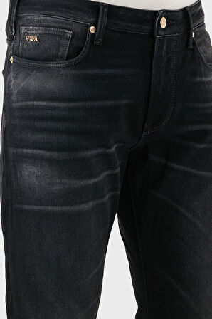Emporio Armani Erkek Kot Pantolon EM000121 AF15101 M8001
