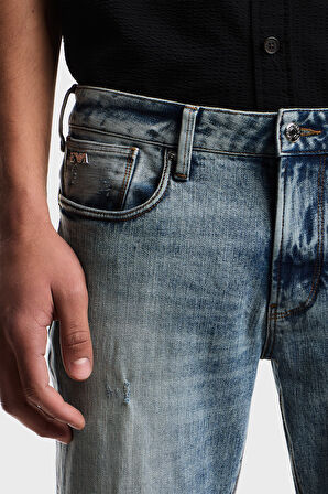 Emporio Armani Erkek Kot Pantolon EM000121 AF17485 MB002