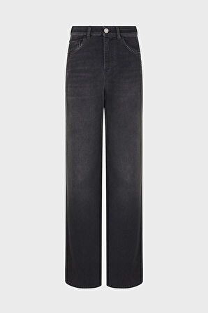 Emporio Armani Bayan Kot Pantolon EW000737 AF17033 MC002