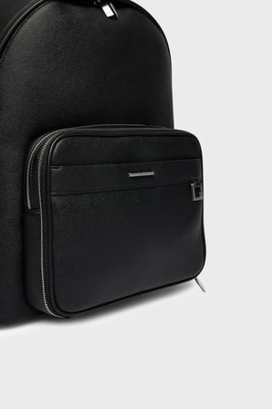 Armani Exchange Ayarlanabilir Askılı Sırt Çantası Erkek SIRT ÇANTASI XM002036 AF19931 UC001 SİYAH