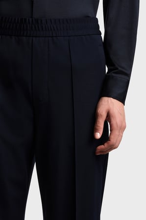 Emporio Armani Regular Fit Normal Bel Düz Paça Pantolon Erkek PANTOLON EM004532 AF22865 UB118 LACİVERT