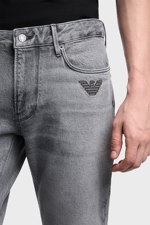 Emporio Armani Erkek Kot Pantolon EM000121 AF17860 M8002