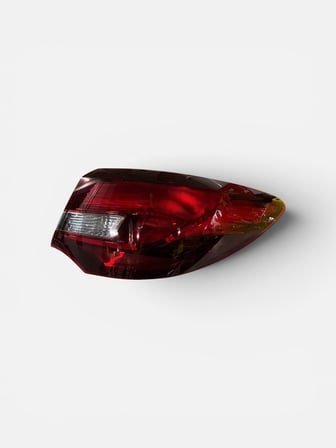 DEPO OPEL ASTRA J NB SEDAN SAĞ ARKA DIŞ STOP LAMBASI 2010-2021