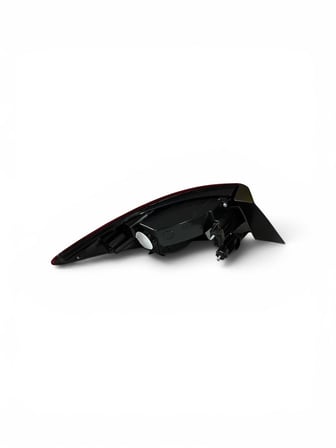 DEPO OPEL ASTRA J NB SEDAN SAĞ ARKA DIŞ STOP LAMBASI 2010-2021