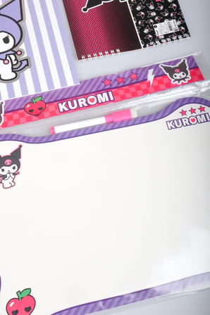 x Dekomus Lisanslı Kuromi 19 Parça Hobi Eğlence Seti Kuru Boya,Oyun Hamuru,Resim Defteri