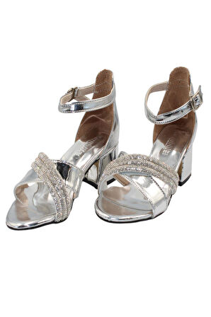 Celira Gümüş Rugan Kız Çocuk Topuklu Sandalet Ayakkabı