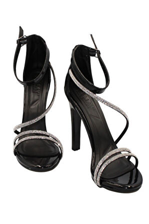 Celira Siyah Kadın 10 Cm Bilek Kemerli Topuklu Ayakkabı