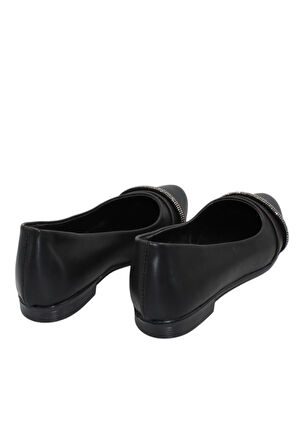 Celira Siyah Cilt Taşlı Günlük Babet Ayakkabı