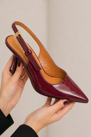Celira Bordo Sivri Burun Rugan 8 Cm Kadın Topuklu Ayakkabı