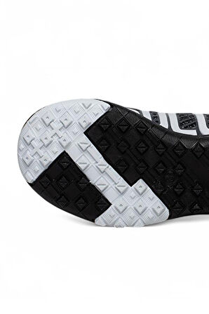 Celira Bys Siyah Beyaz Erkek Çocuk Çoraplı Halısaha Ayakkabı