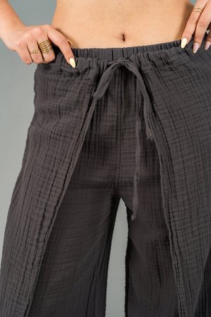 Muslin Kapakli Pantolon