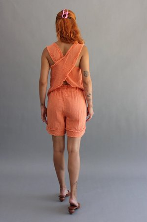 Kadin Muslin Sacakli Sort Capraz Crop Takim