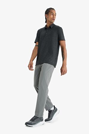 DeFactoFit Slim Fit Dar Kesim Standart Paça Esnek Multifonksiyonel Dokuma Sporcu Pantolon D9247AX25SPGR83