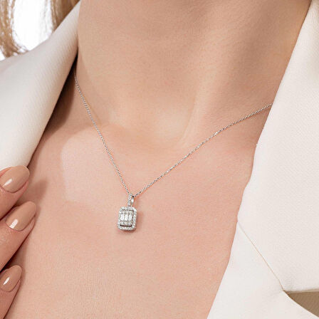 0,40 Karat Baget Pırlanta Kolye 