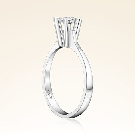 I Renk  0,30 Karat HRD Sertifikalı Tektaş Pırlanta Yüzük 