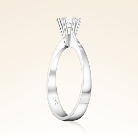 E Renk 0,40 Karat HRD Sertifikalı Tektaş Pırlanta Yüzük