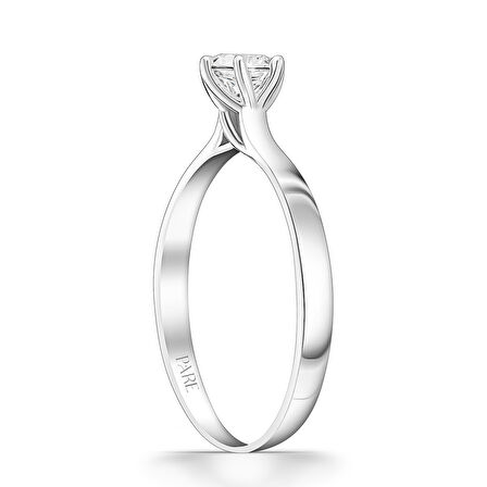 D Renk  0,30 Karat HRD Sertifikalı Tektaş Pırlanta Yüzük  