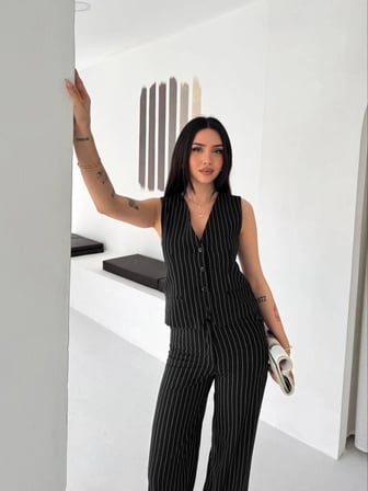 Essential  Kadın Çizgili Tansel Kumaş Yelek Pantolon İkili Takım Ofis Şık Modern - Siyah