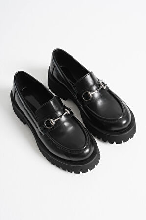 Aral Toka Detaylı Siyah Günlük Loafer Ayakkabı