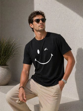 Virelto Erkek Siyah Gülümseyen Yüz Tasarımlı T-Shirt
