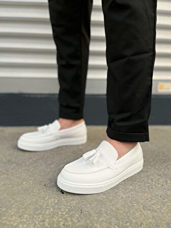 Bloom Bağcıksız Püsküllü Cilt Erkek Günlük Spor Klasik Ayakkabı CBT - Beyaz