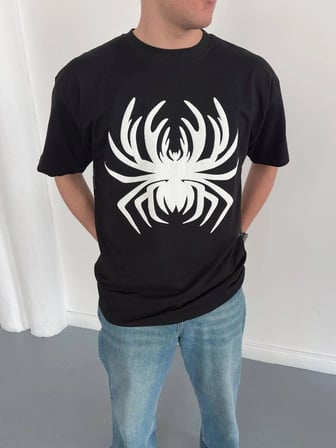 Vandero Erkek Siyah Örümcek Baskılı T-shirt - Oversize Sokak Stili Bisiklet Yaka