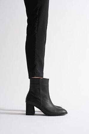 Epolenep Kadın Kışlık Siyah Kalın Topuklu Bot