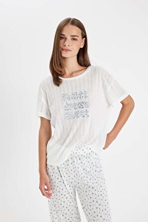 DeFacto Pijama Takımı Regular Fit Baskılı Kısa Kollu Üst Uzun Altı-Fall in Love C4992AX24HSER98