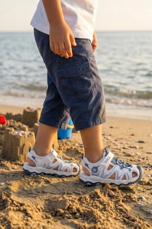 Piona Erkek Çocuk Deniz ve Sahil Sandaleti - Mavi / Beyaz