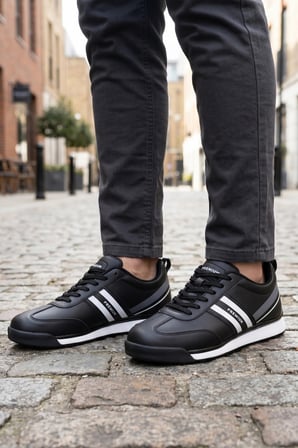 Premium Serisi Siyah Beyaz Çizgili Unısex Sneaker – Günlük Spor Ayakkabı