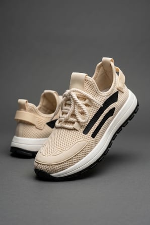 StratoMesh Krem Kalın Tabanlı Erkek Spor Ayakkabı – Rahat Günlük Sneaker