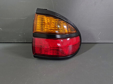 RENAULT LAGUNA SAĞ ARKA DIŞ STOP LAMBASI SIFIR 1999-2000