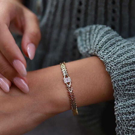 Kare Bagetli  Balık Sırtı Bileklik