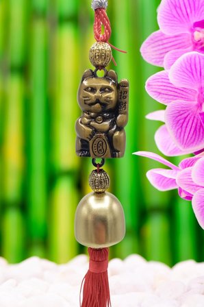 Çin Feng Shui Şans ve Bereket Metal Çan Maneki Neko 30 cm