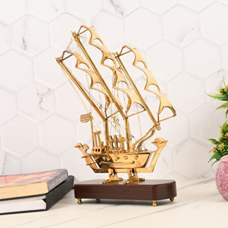 Pirinç Yelkenli Gemi Ahşap Kaideli Ev Ofis Dekorasyon 33cm
