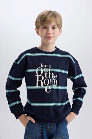 DeFacto Erkek Çocuk Oversize Geniş Kalıp Bisiklet Yaka Baskılı Sweatshirt D1907A824WNNV135