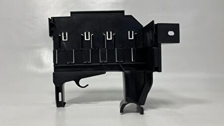 Sigorta Kutusu Yan Bakalit Kapağı Renault Trafic 2 8200053206 MAİS