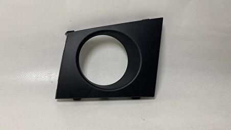 Sis Far Çerçevesi Sol Renault Megane 2 8200450493 MAİS