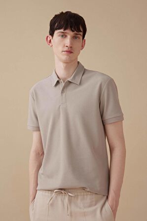 DeFacto Modern Fit Polo Yaka Basic Düz Dokulu Kısa Kollu Tişört B6374AX24SPGR322