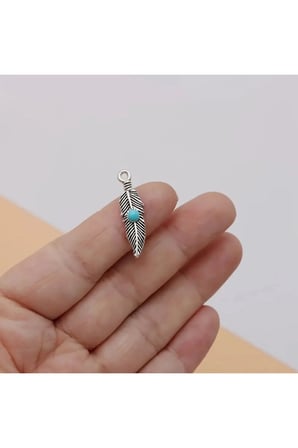 Curly Feather 925 Ayar Gümüş Tüy Kadın Kolye | Zarif & Işıltılı Tasarım | Anlamlı Hediye