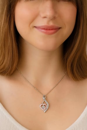 Rhinestone Kalp Kolye | “Seni Seviyorum” Yazılı | 925 Ayar Gümüş | Aşk Dolu Anlamlı Hediye